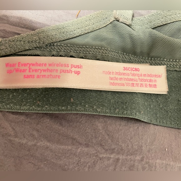 PINK wear everywhere wireless push-up bra - Picture 3 of 3